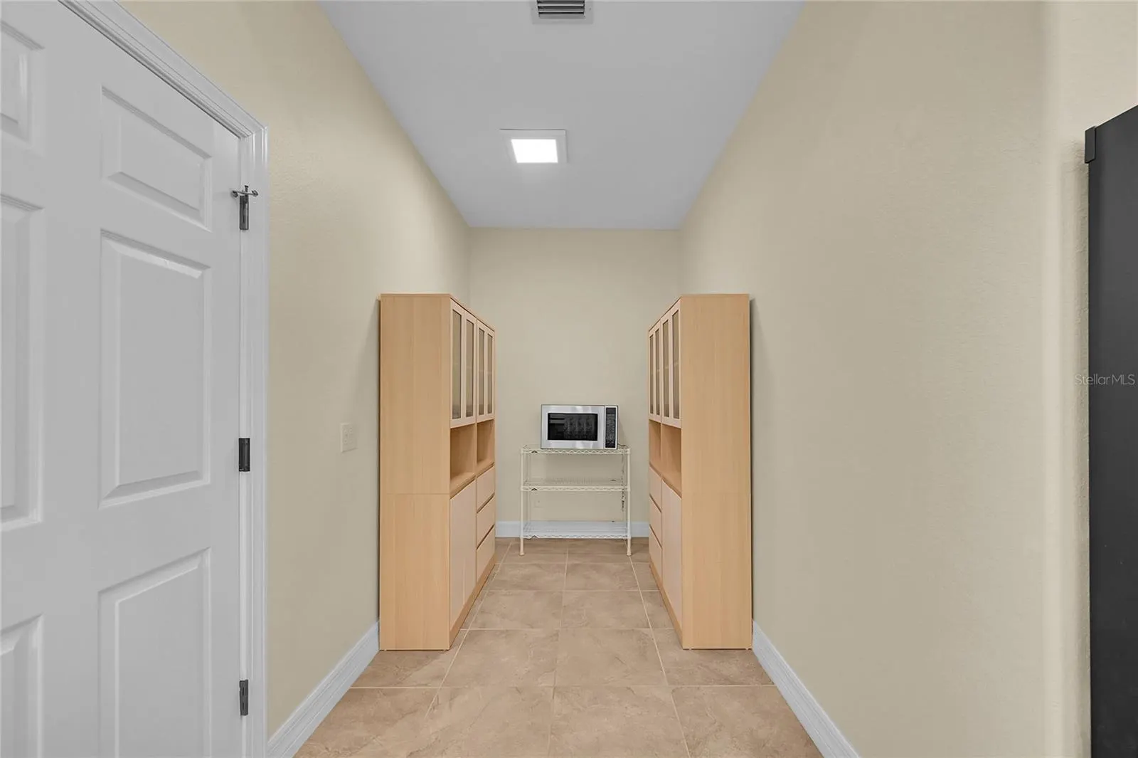233 FAIRWAY RD