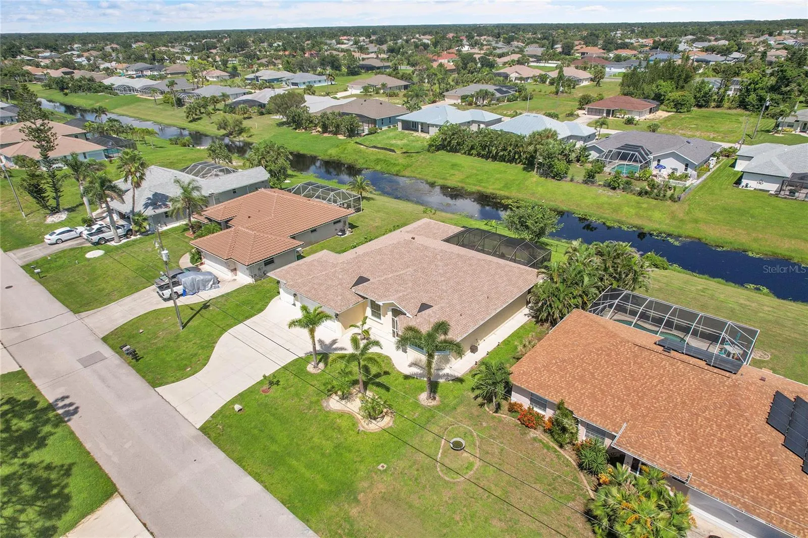 233 FAIRWAY RD