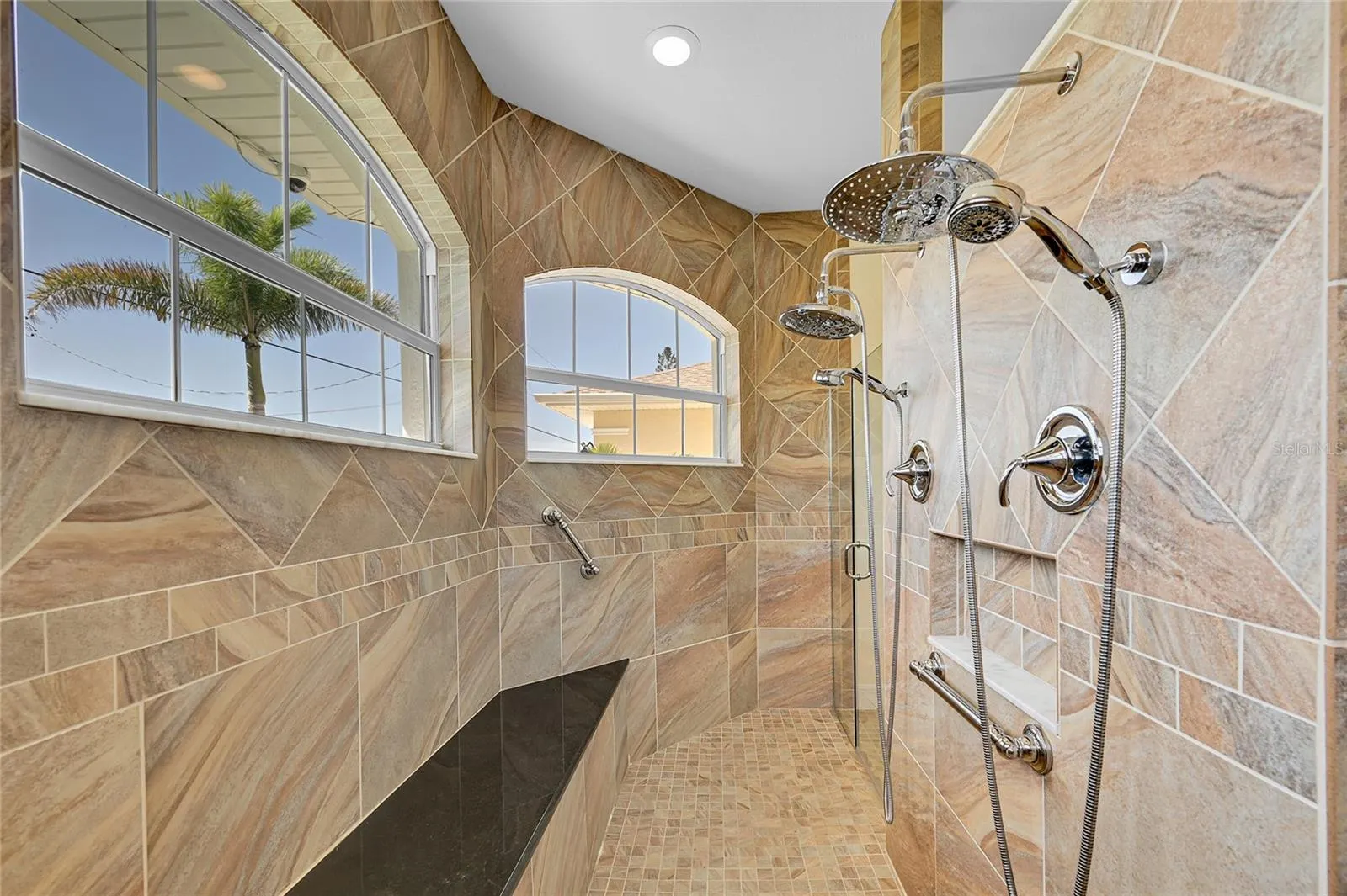 233 FAIRWAY RD