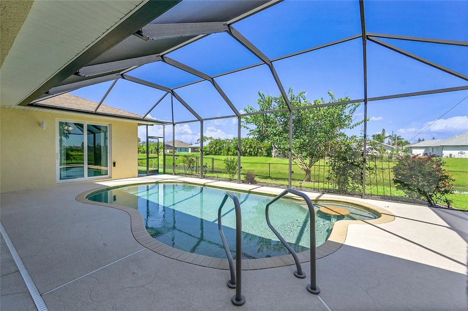 233 FAIRWAY RD
