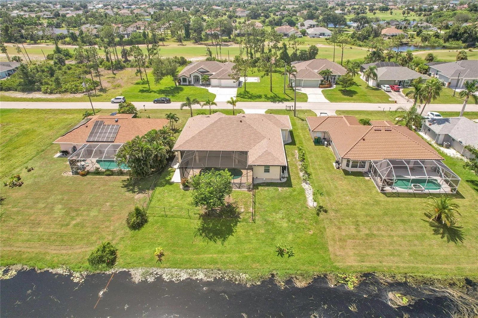 233 FAIRWAY RD