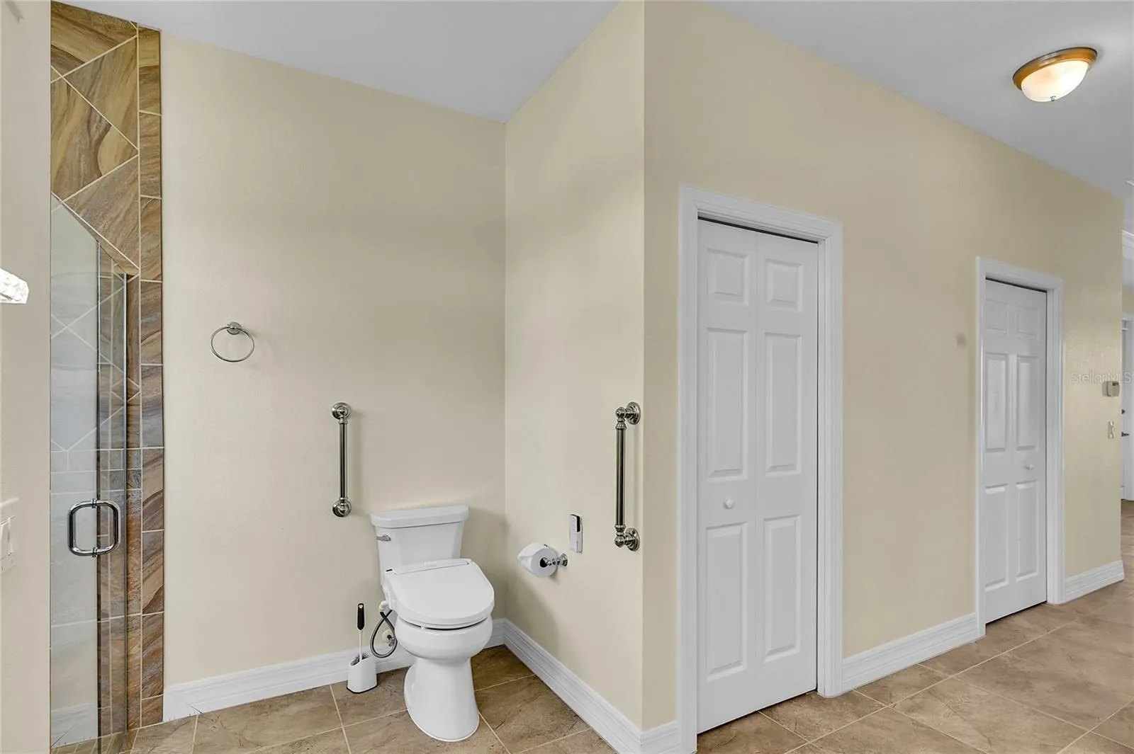 233 FAIRWAY RD