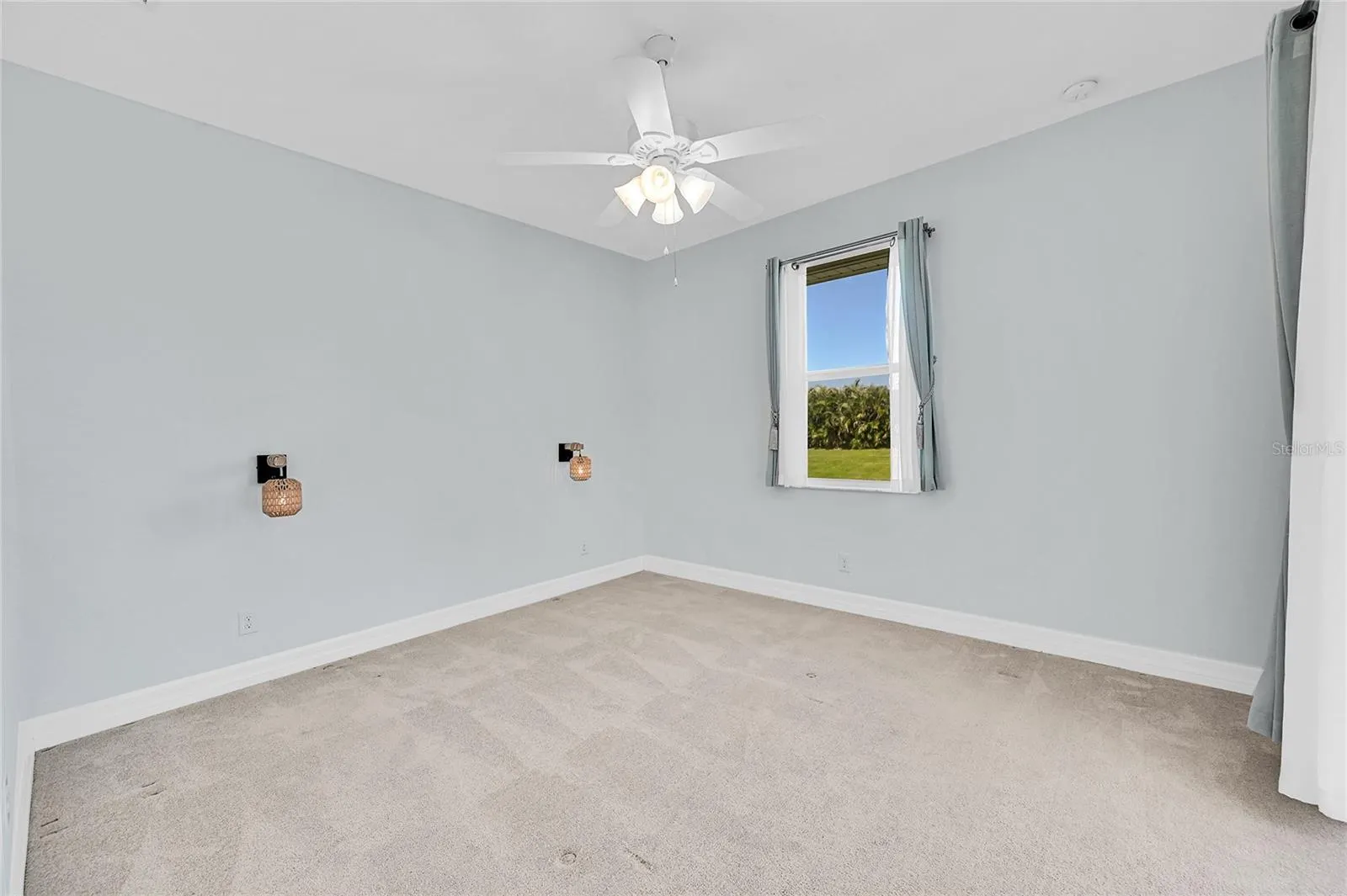 233 FAIRWAY RD