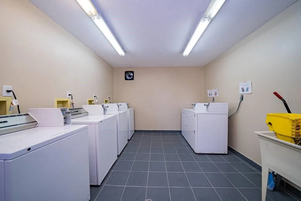 2100 KINGS HWY #63, #63