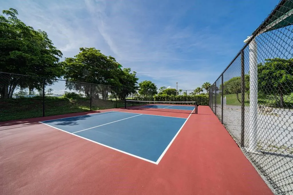 2100 KINGS HWY #63, #63