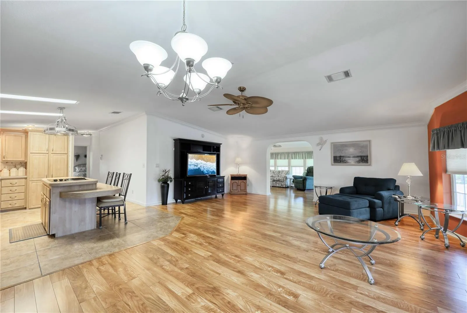 2100 KINGS HWY #63, #63