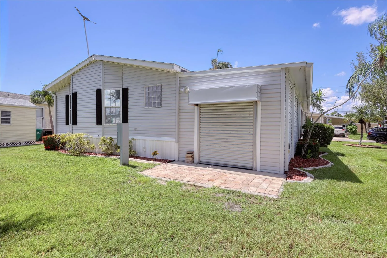 2100 KINGS HWY #63, #63