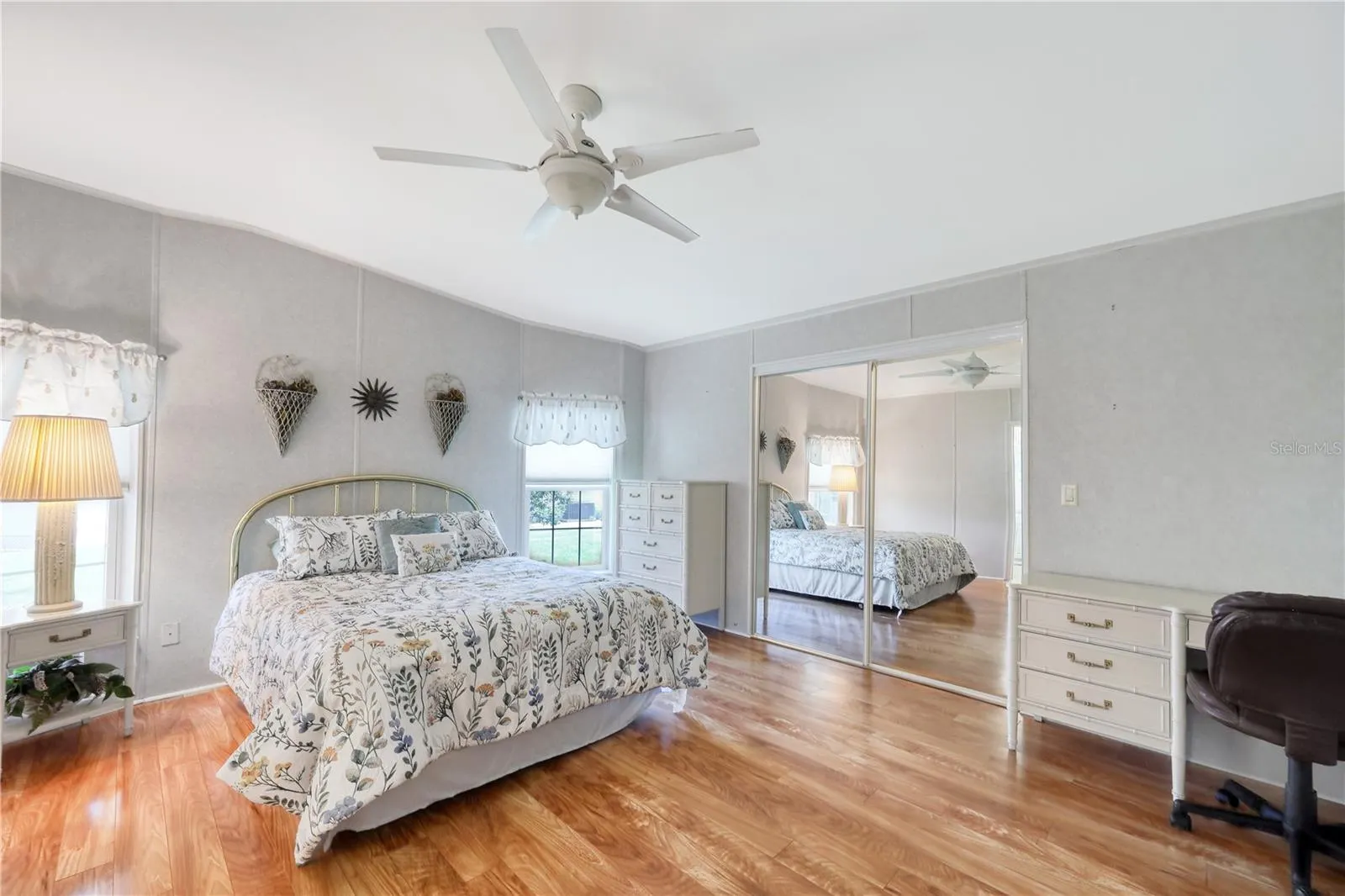 2100 KINGS HWY #63, #63