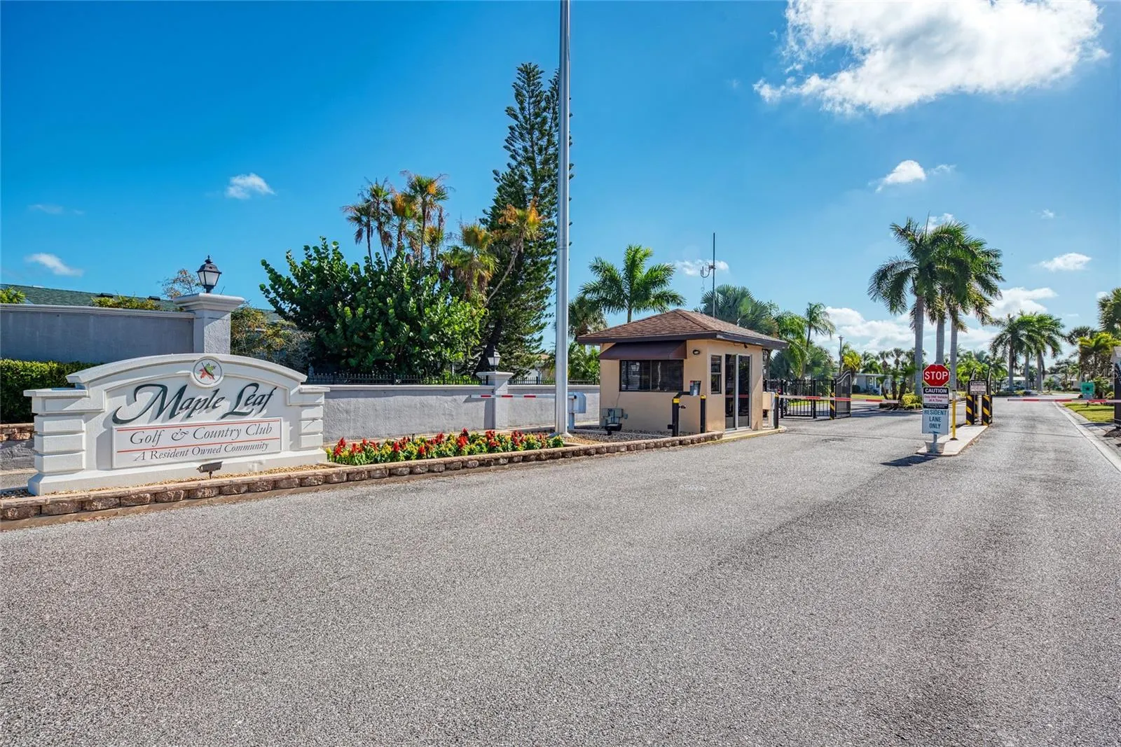 2100 KINGS HWY #63, #63