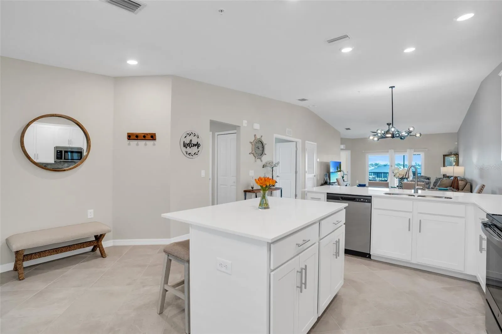 14214 HERITAGE LANDING BLVD #821, #821