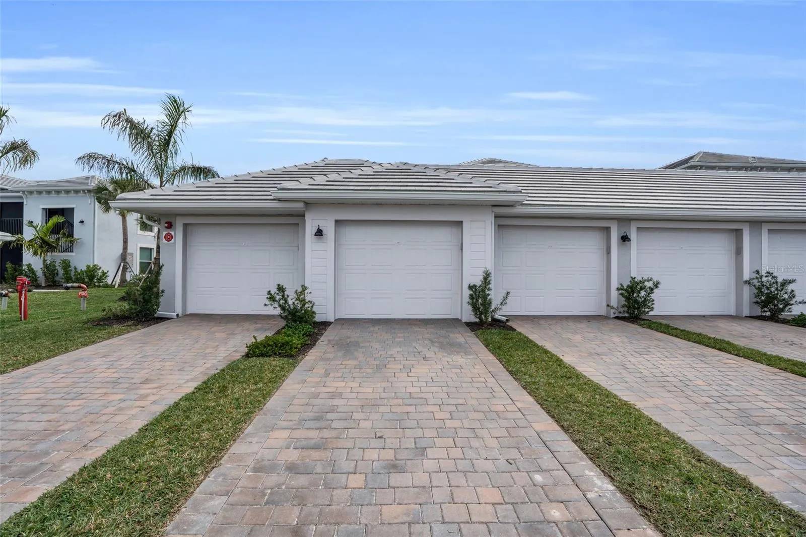 14214 HERITAGE LANDING BLVD #821, #821