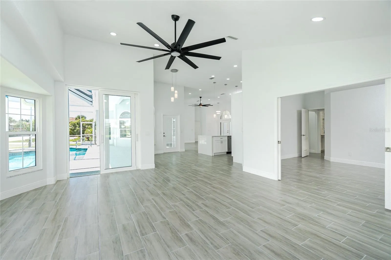 443 MADRID BLVD