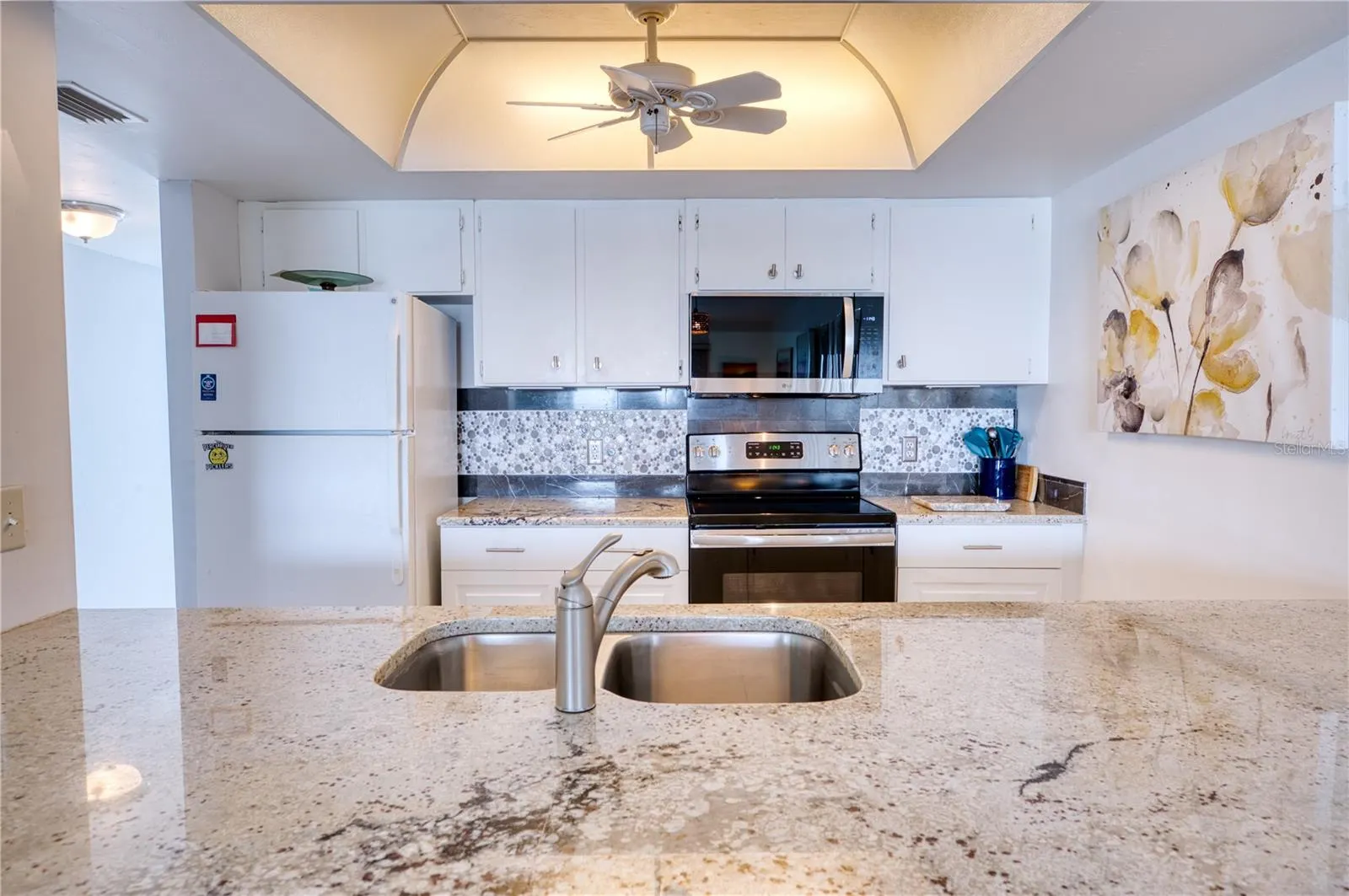 3310 LOVELAND BLVD #107, #107