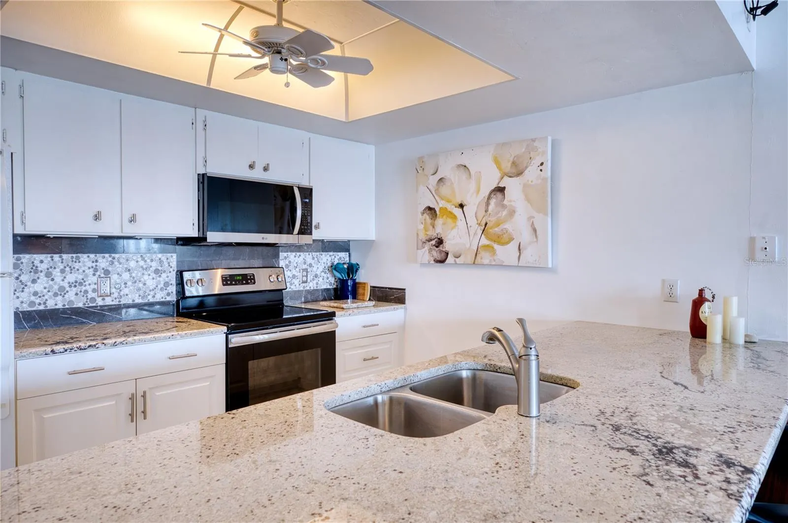 3310 LOVELAND BLVD #107, #107