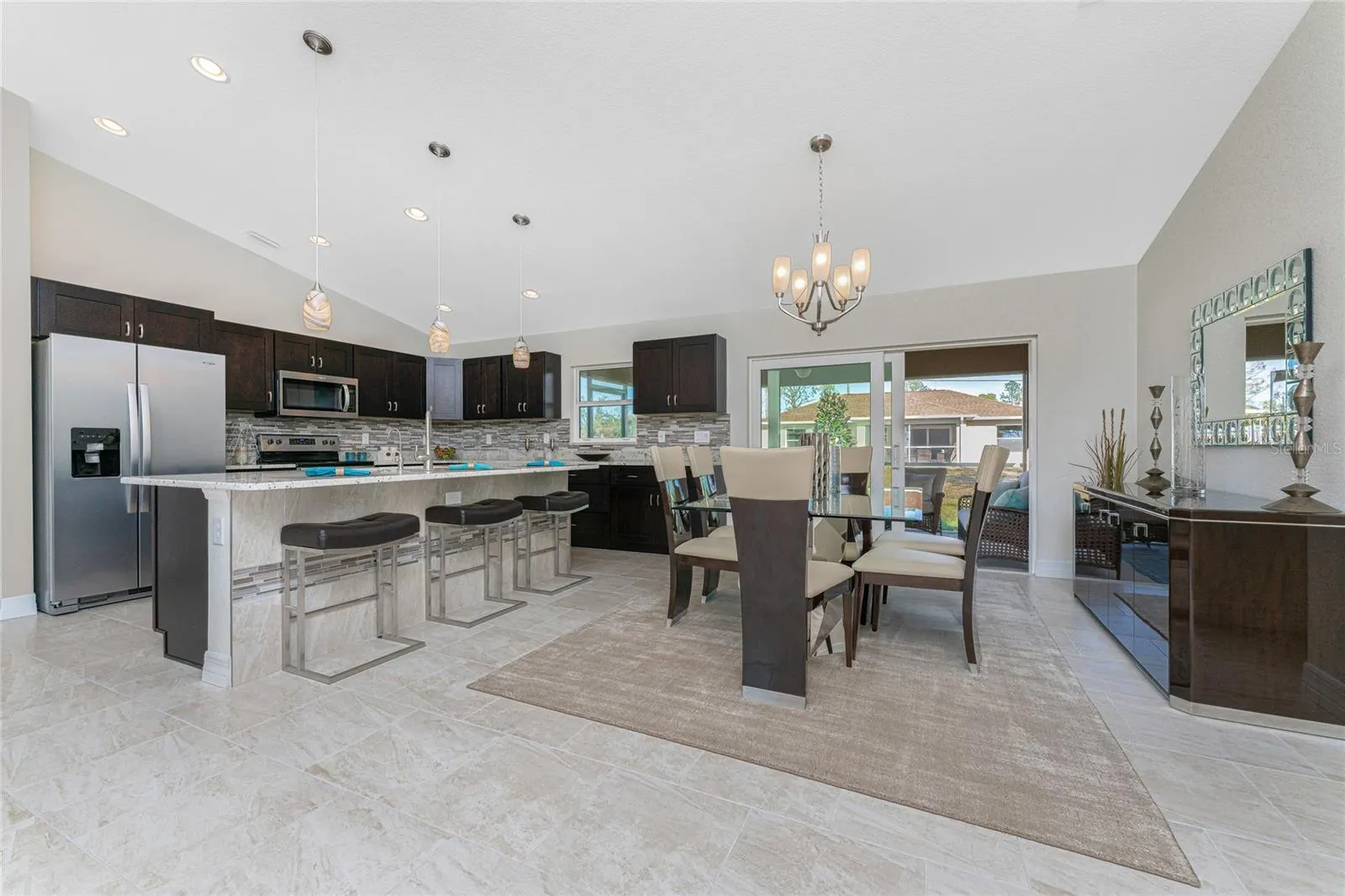 2315 LITTLEFIELD LN