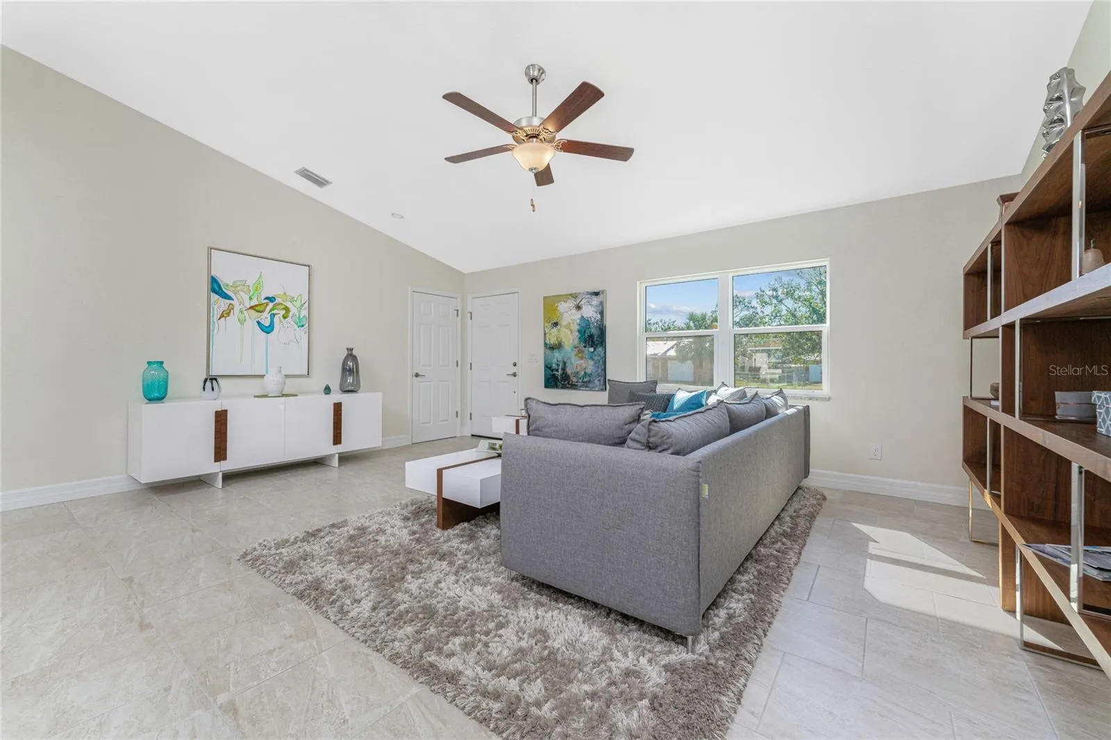 2315 LITTLEFIELD LN