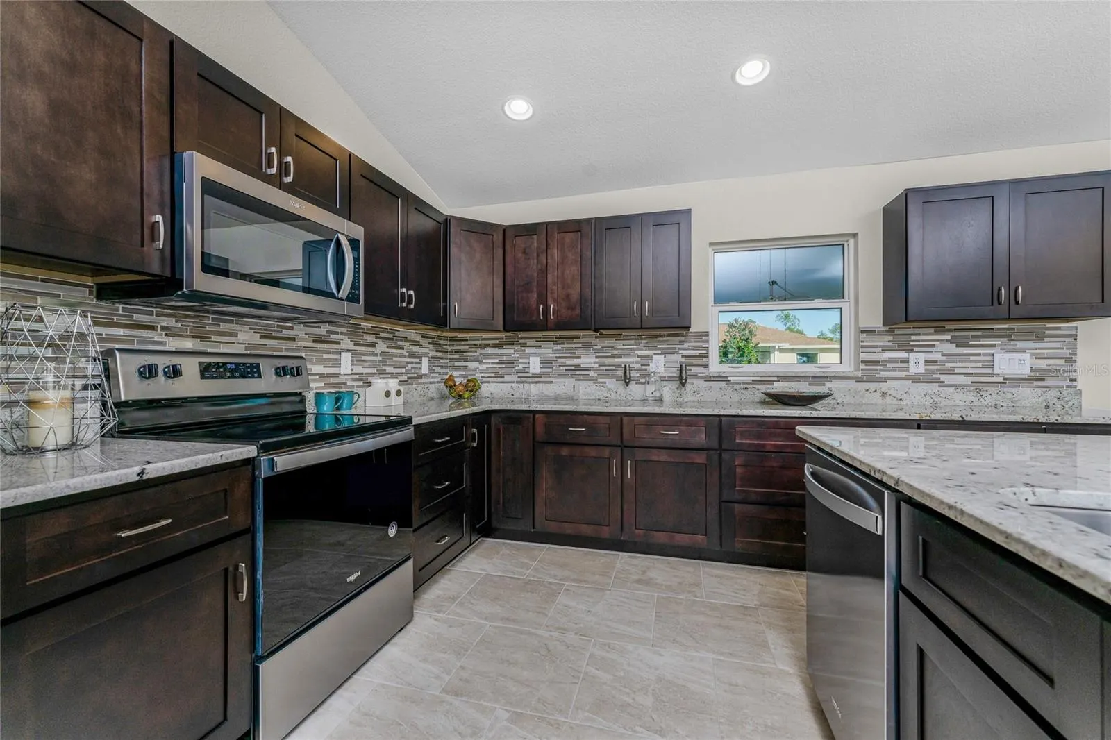 2315 LITTLEFIELD LN