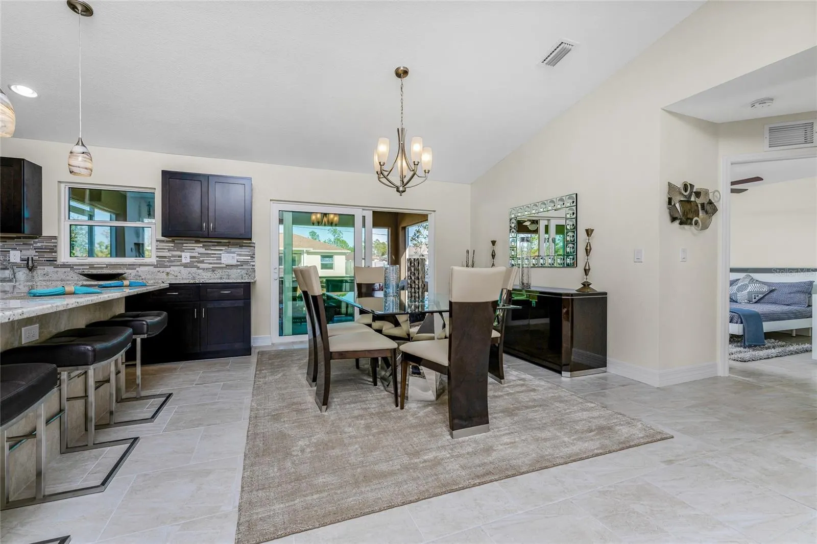2315 LITTLEFIELD LN