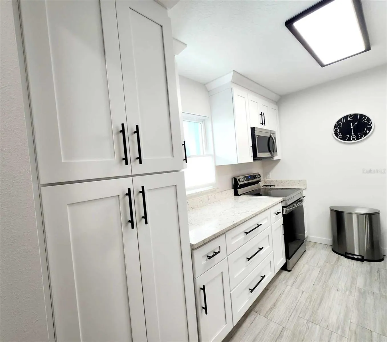 2801 MAGDALINA DR #1A, #1A