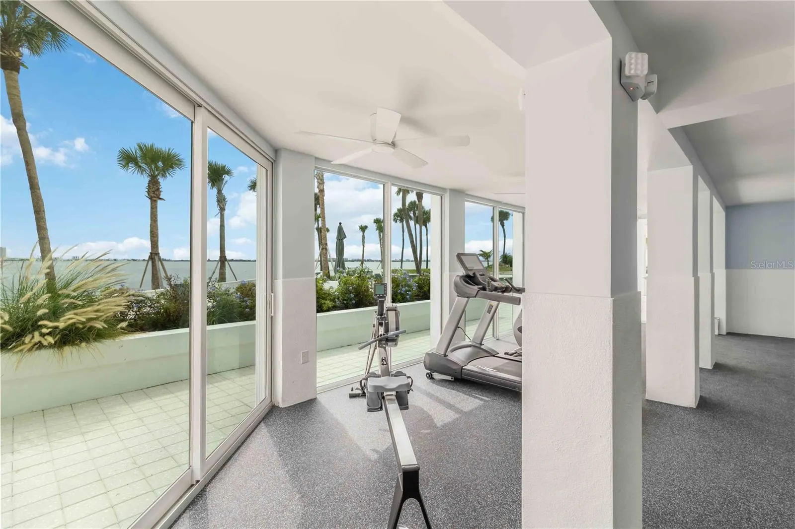 888 BLVD OF THE ARTS #1405, #1405