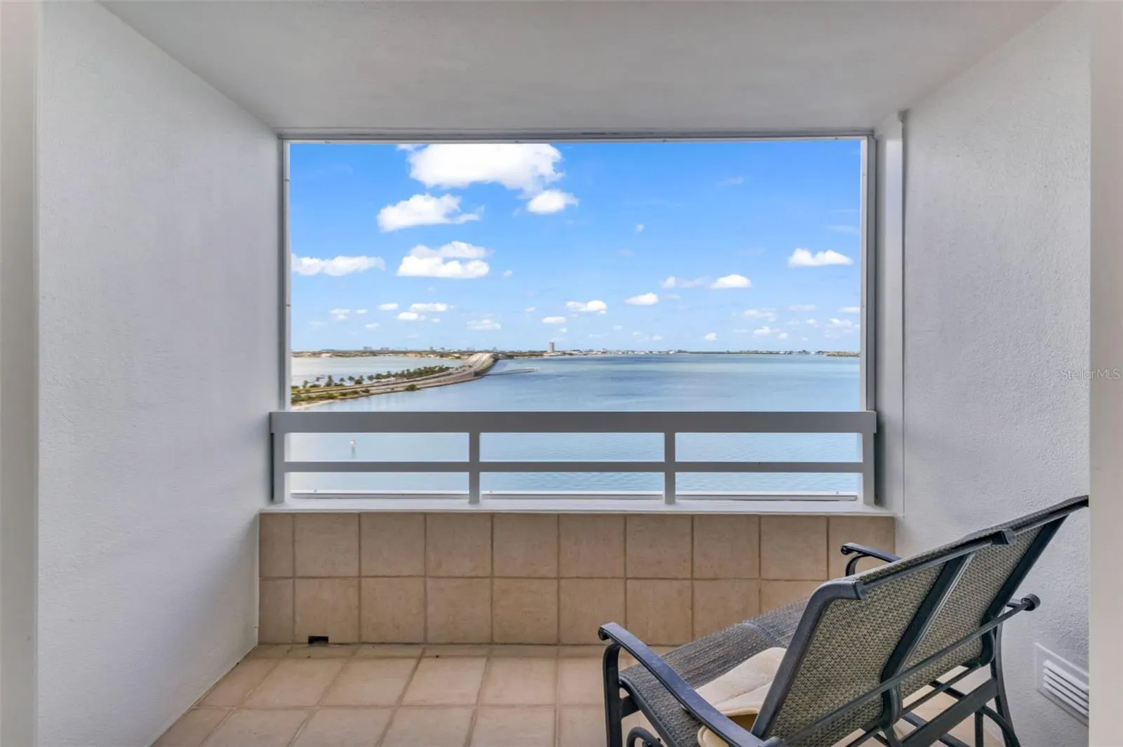 888 BLVD OF THE ARTS #1405, #1405