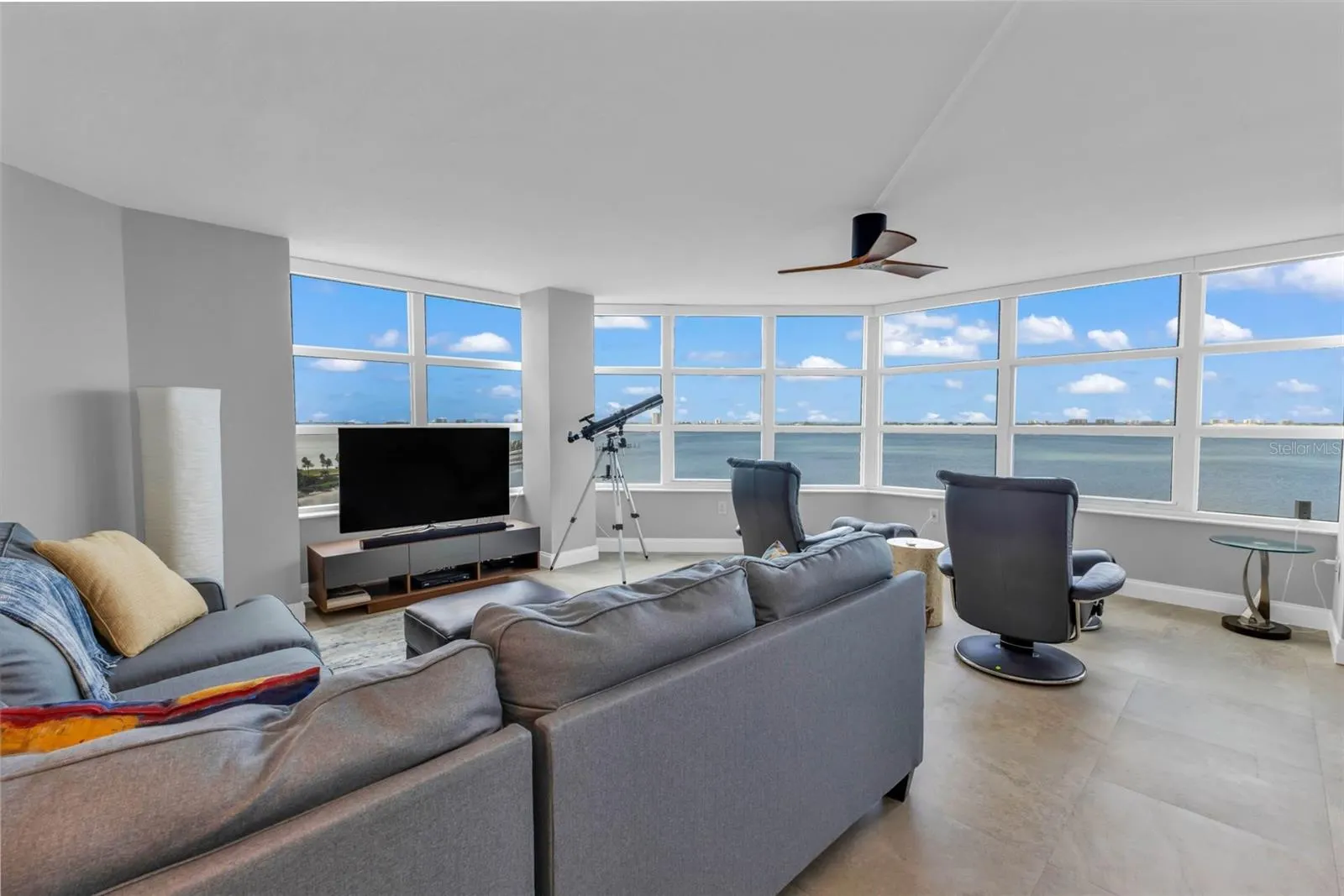 888 BLVD OF THE ARTS #1405, #1405