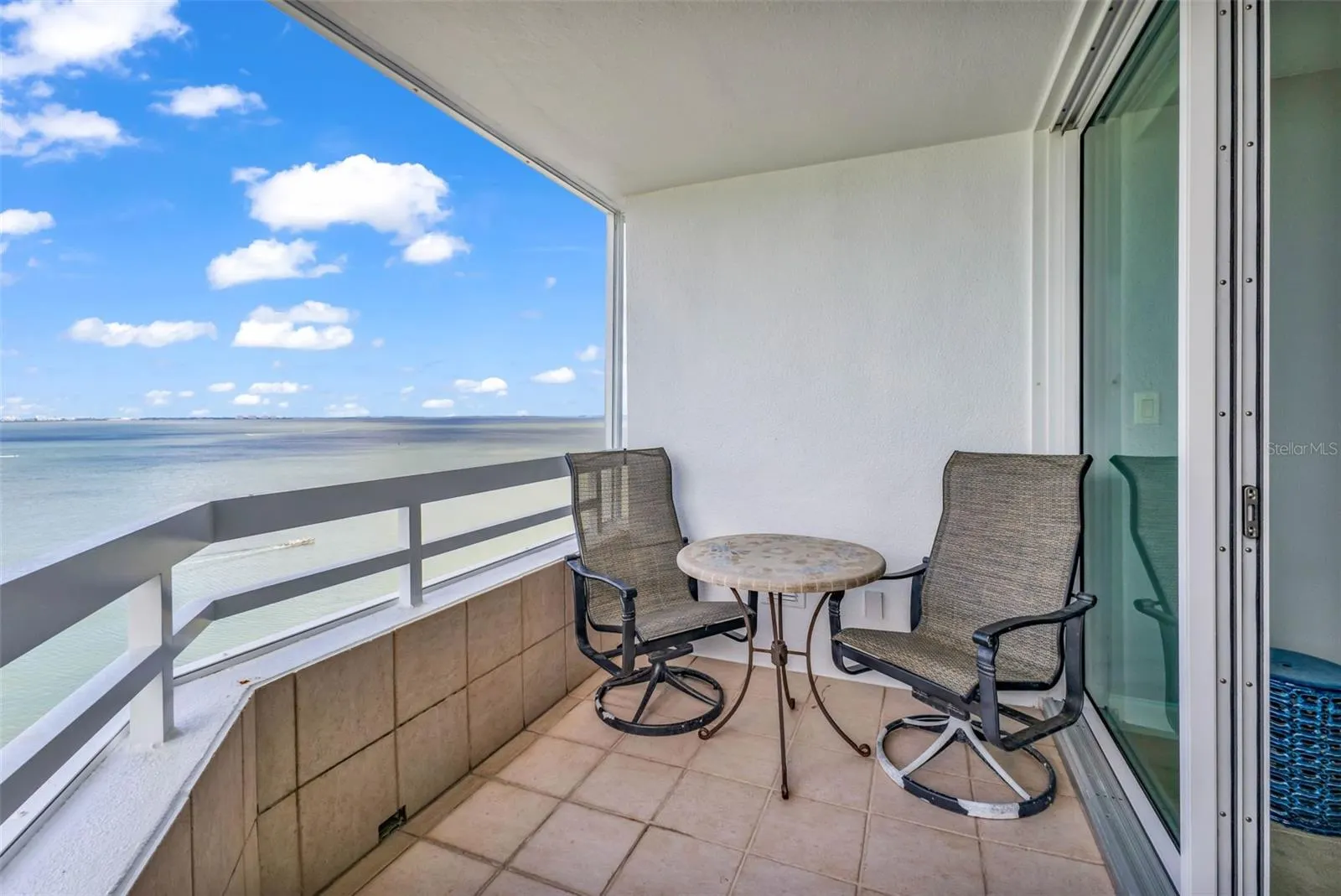 888 BLVD OF THE ARTS #1405, #1405