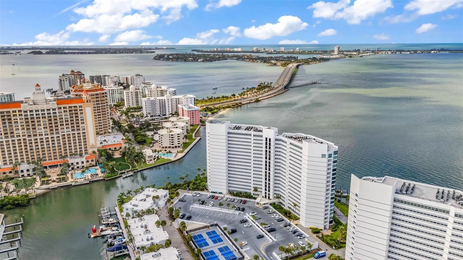 888 BLVD OF THE ARTS #1405, #1405