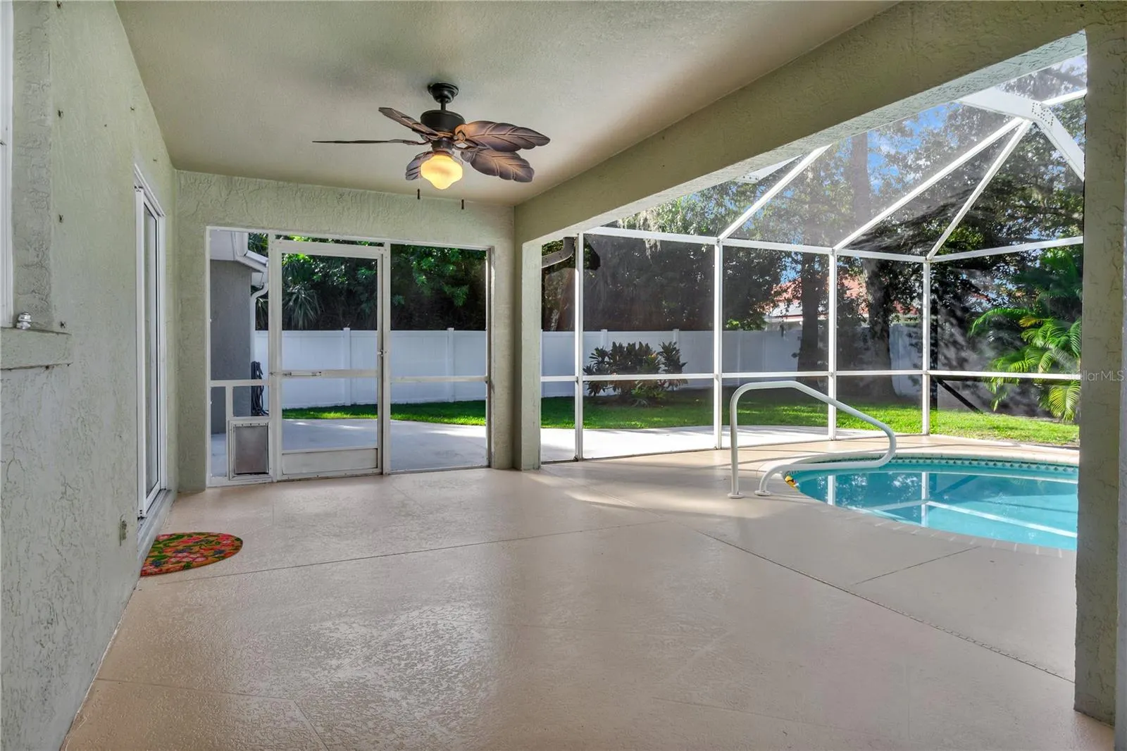 2621 PARLAY LN
