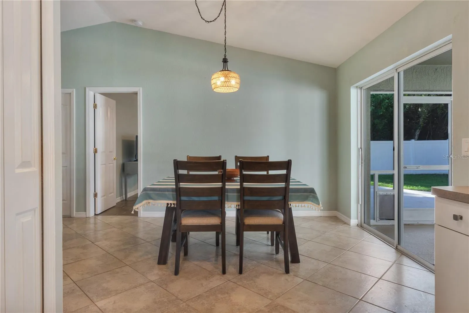 2621 PARLAY LN