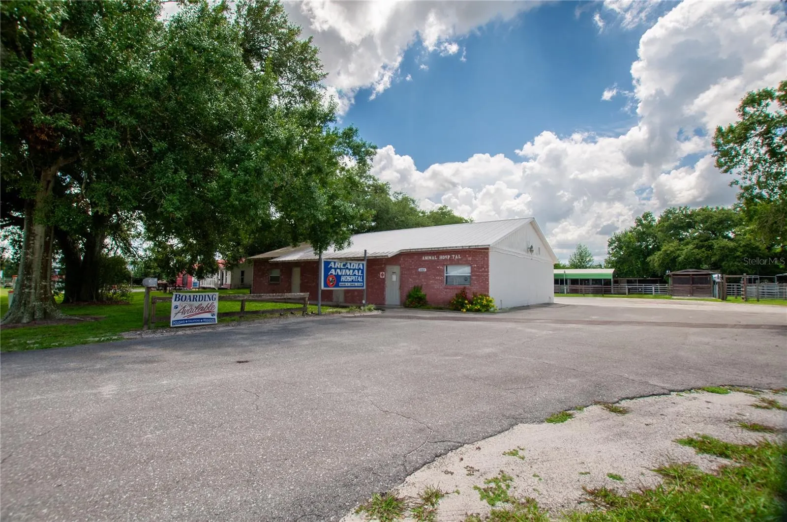 2865 SE HIGHWAY 31