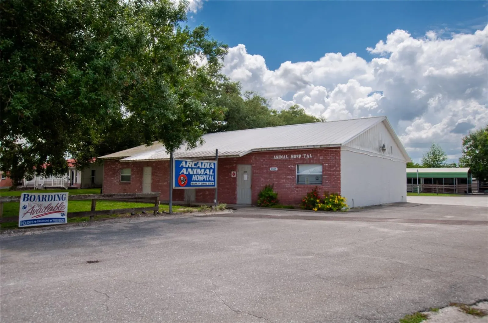 2865 SE HIGHWAY 31