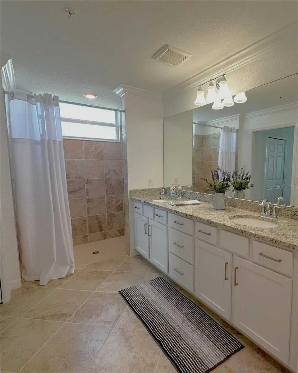 14040 HERITAGE LANDING BLVD #116, #116