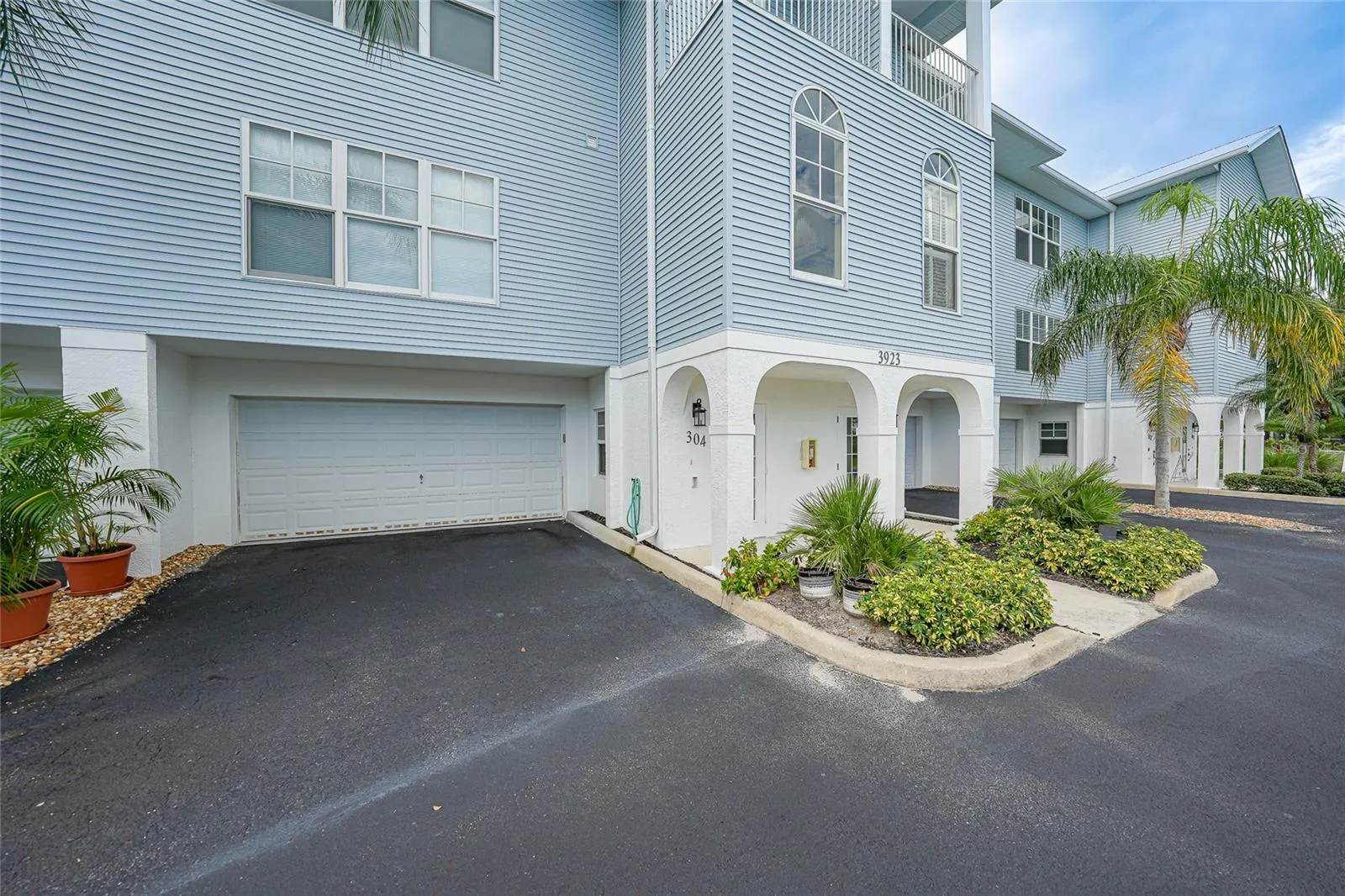 3923 CAPE HAZE DR #304, #304
