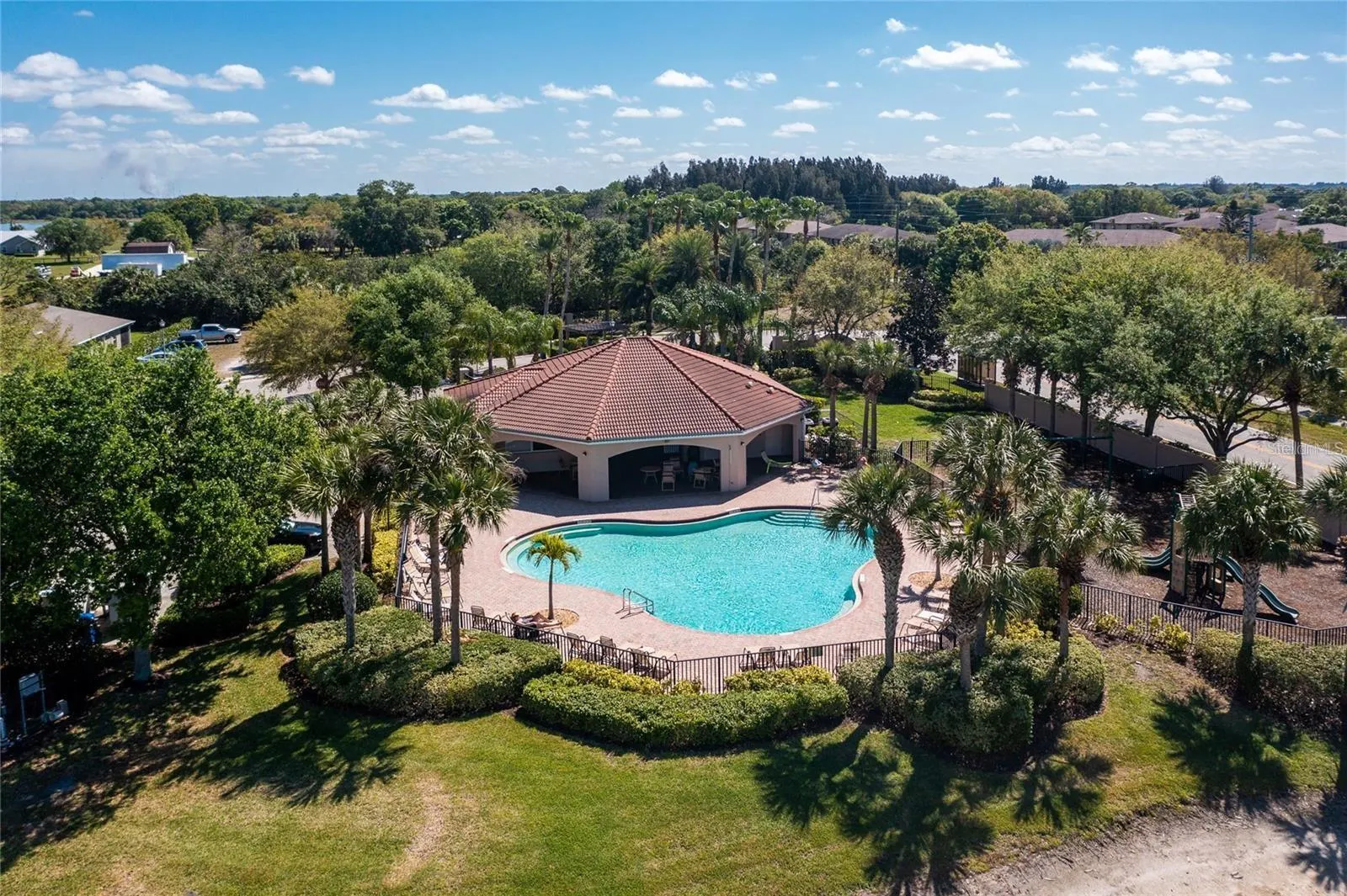 4075 MANATEE LN
