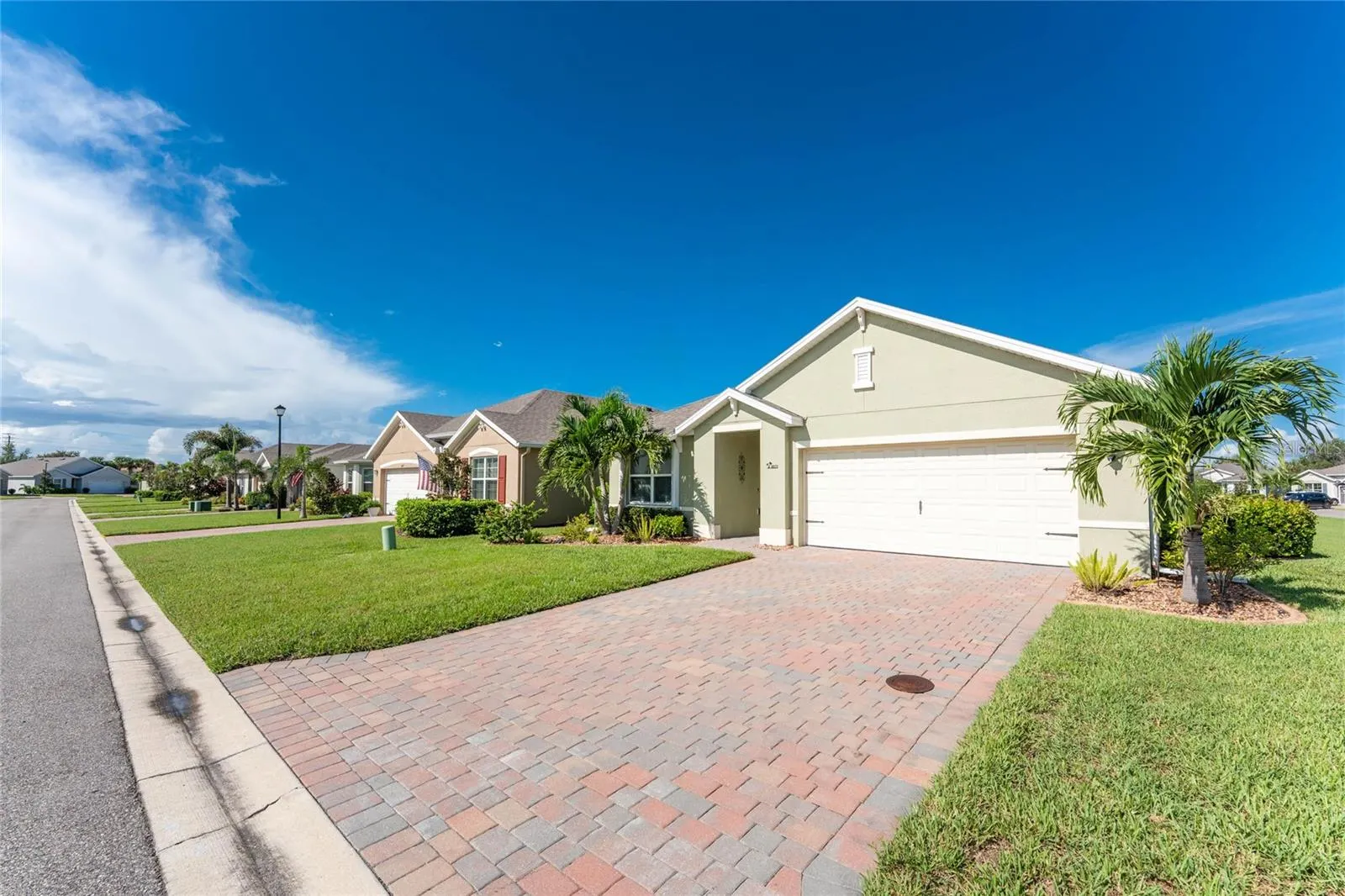 4075 MANATEE LN