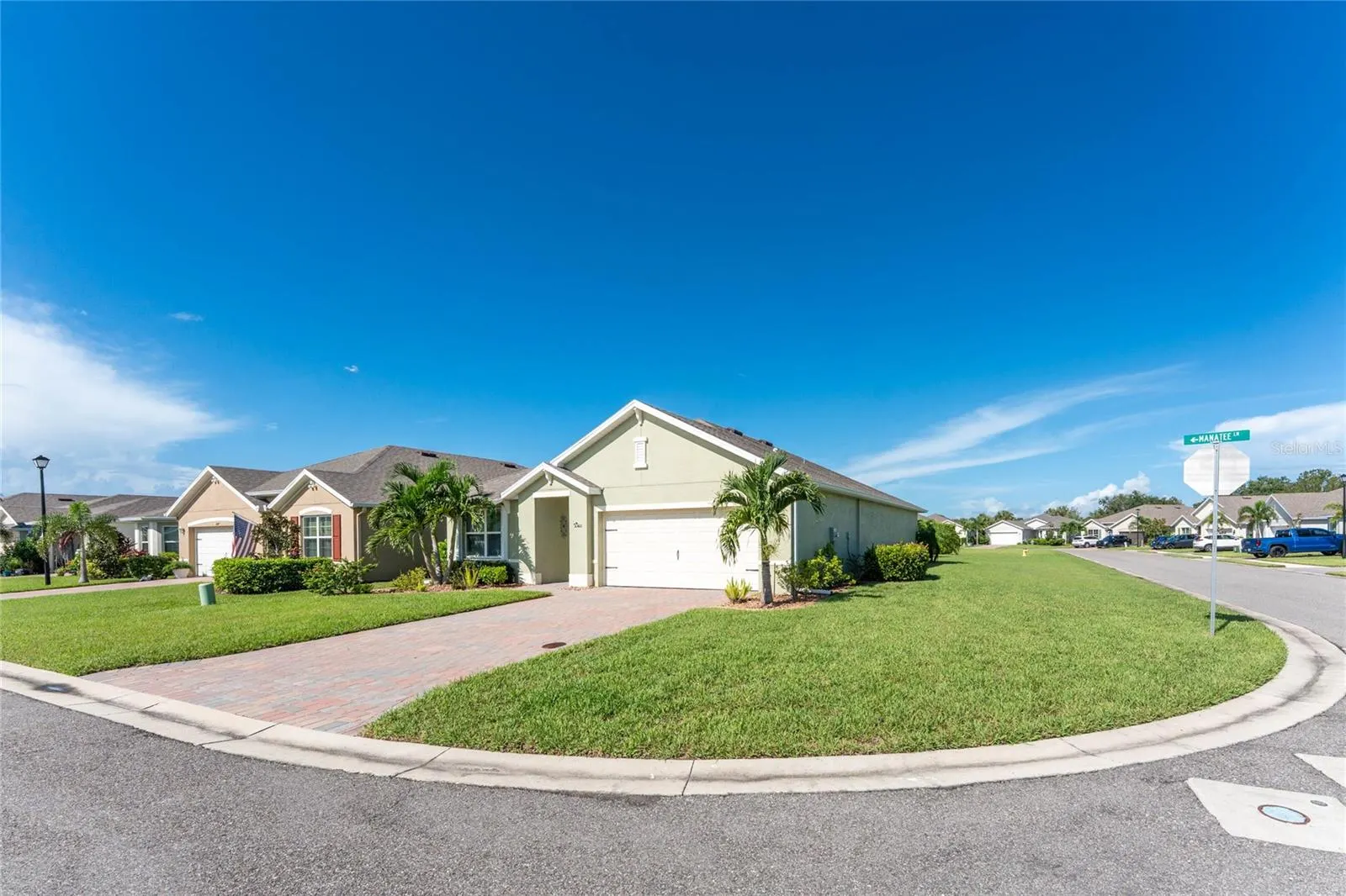 4075 MANATEE LN