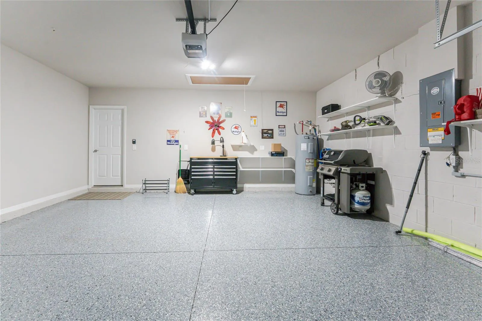 4075 MANATEE LN