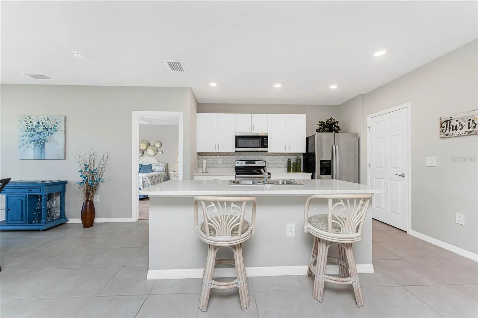 4075 MANATEE LN