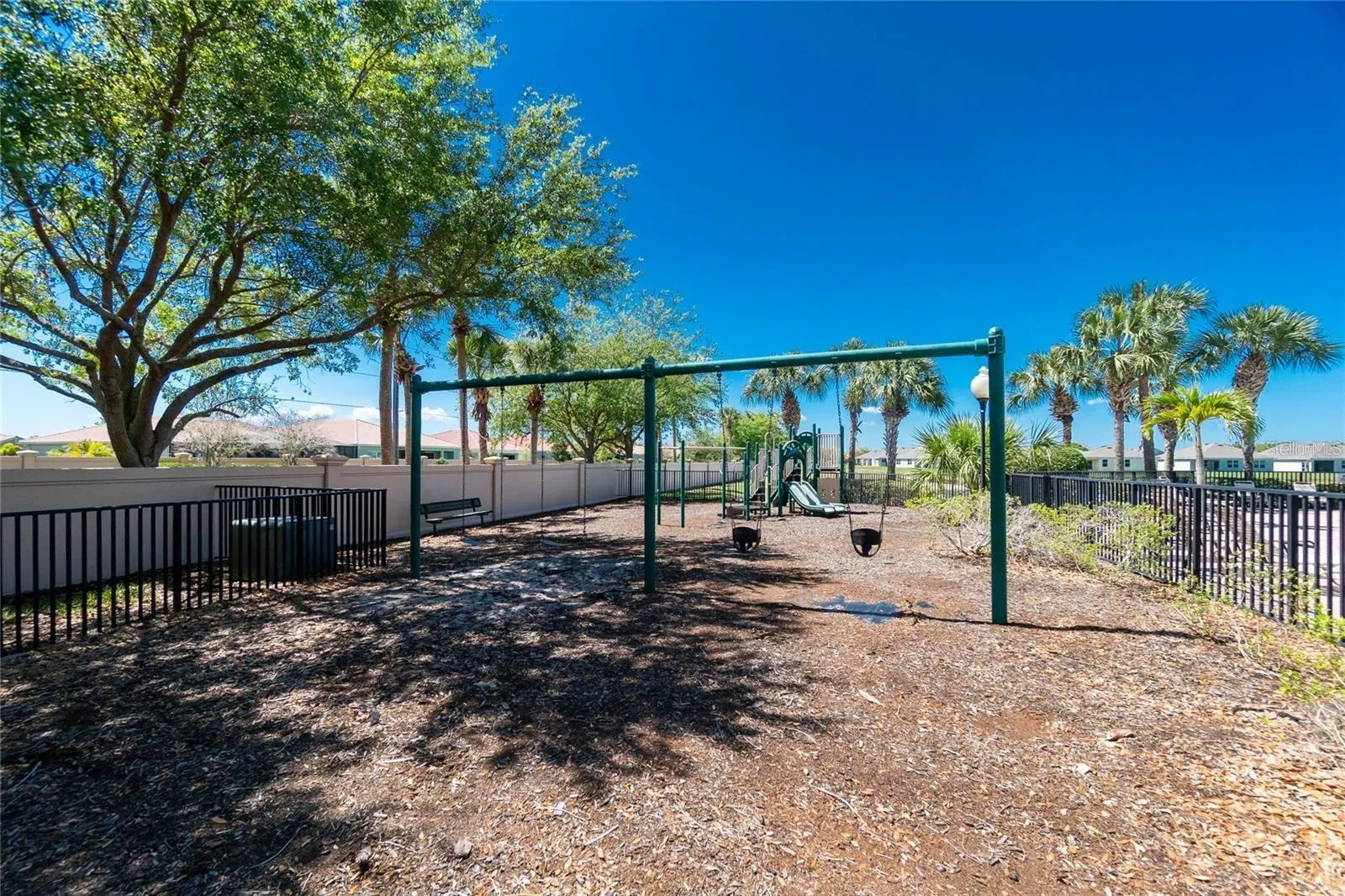 4075 MANATEE LN