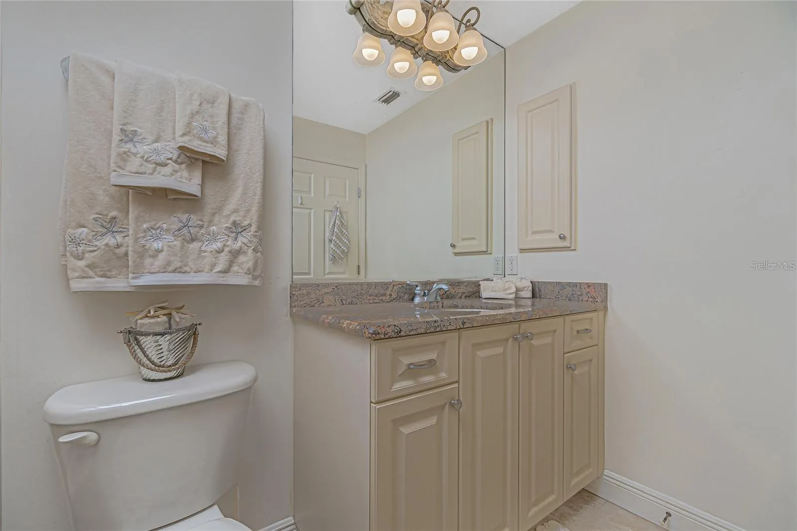 1453 WREN CT