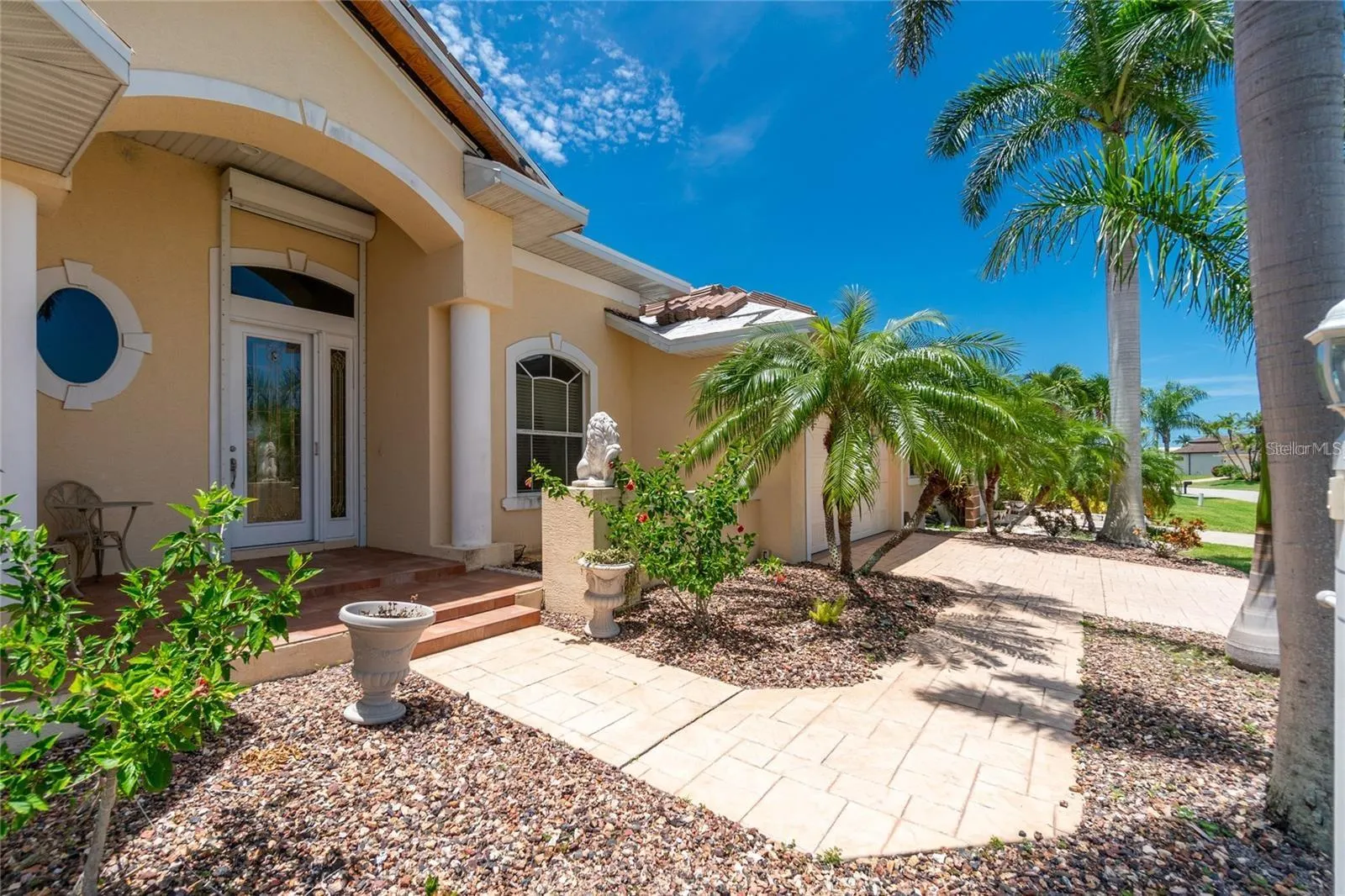 1453 WREN CT