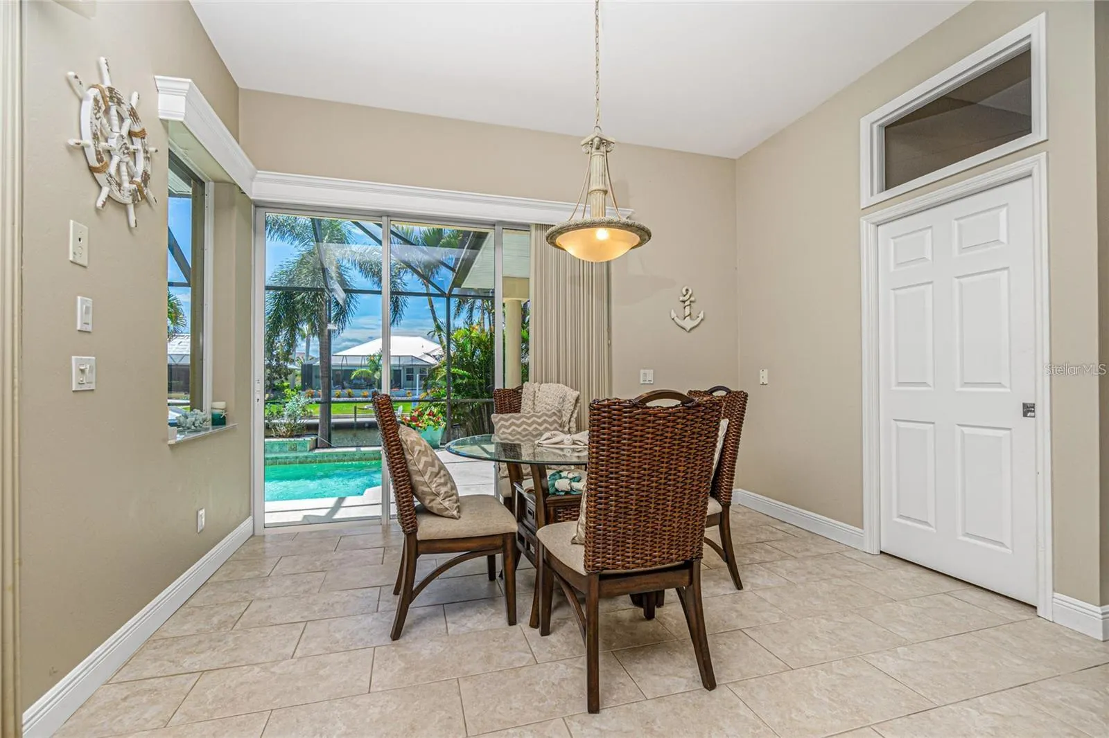 1453 WREN CT