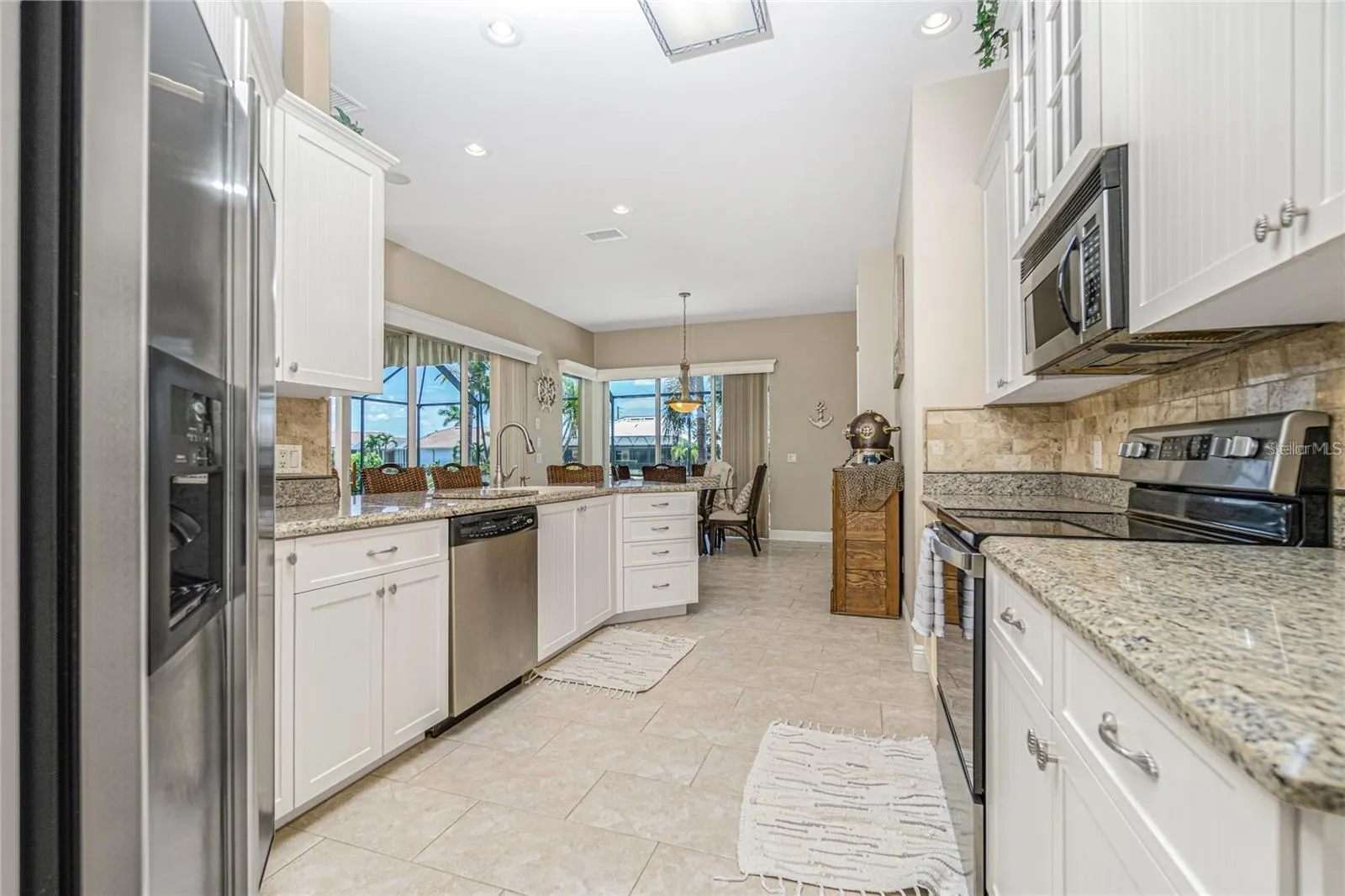 1453 WREN CT