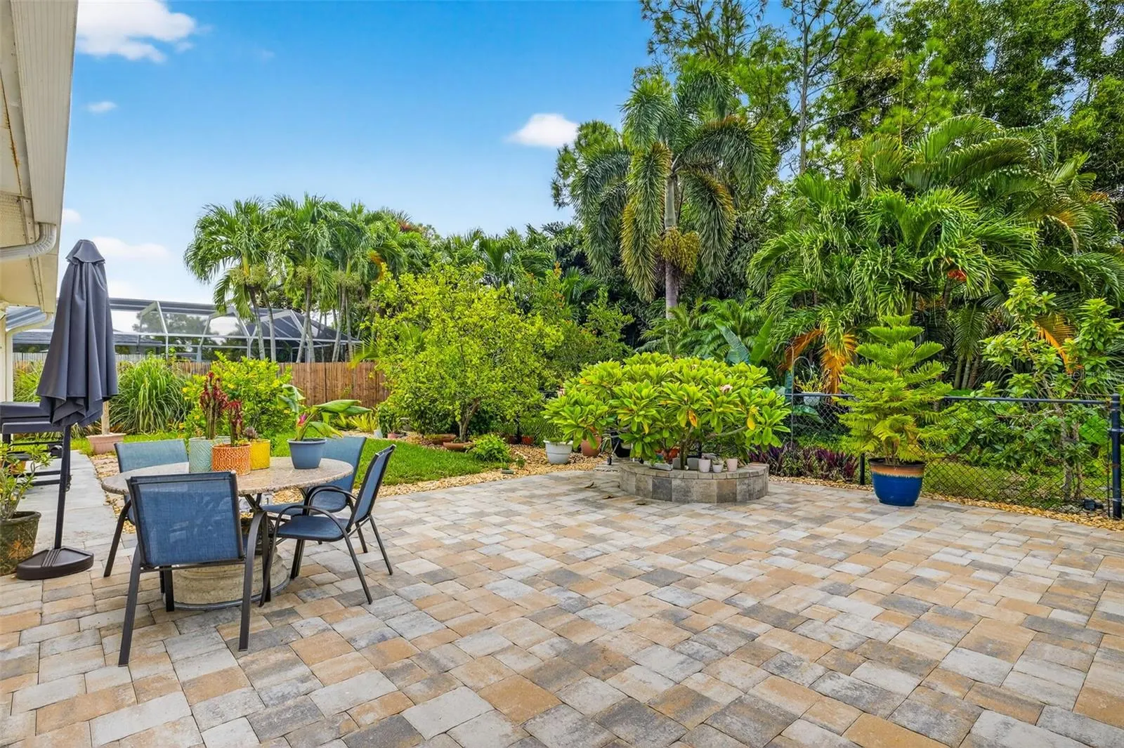11610 RED HIBISCUS DR