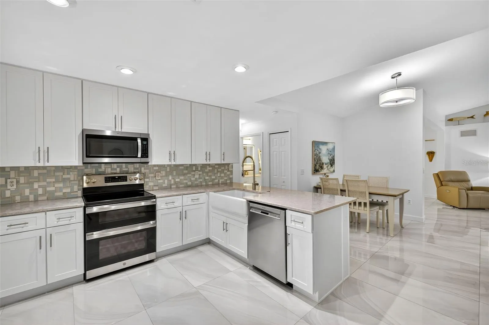 11610 RED HIBISCUS DR