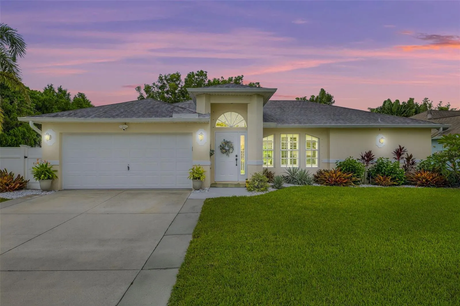 11610 RED HIBISCUS DR