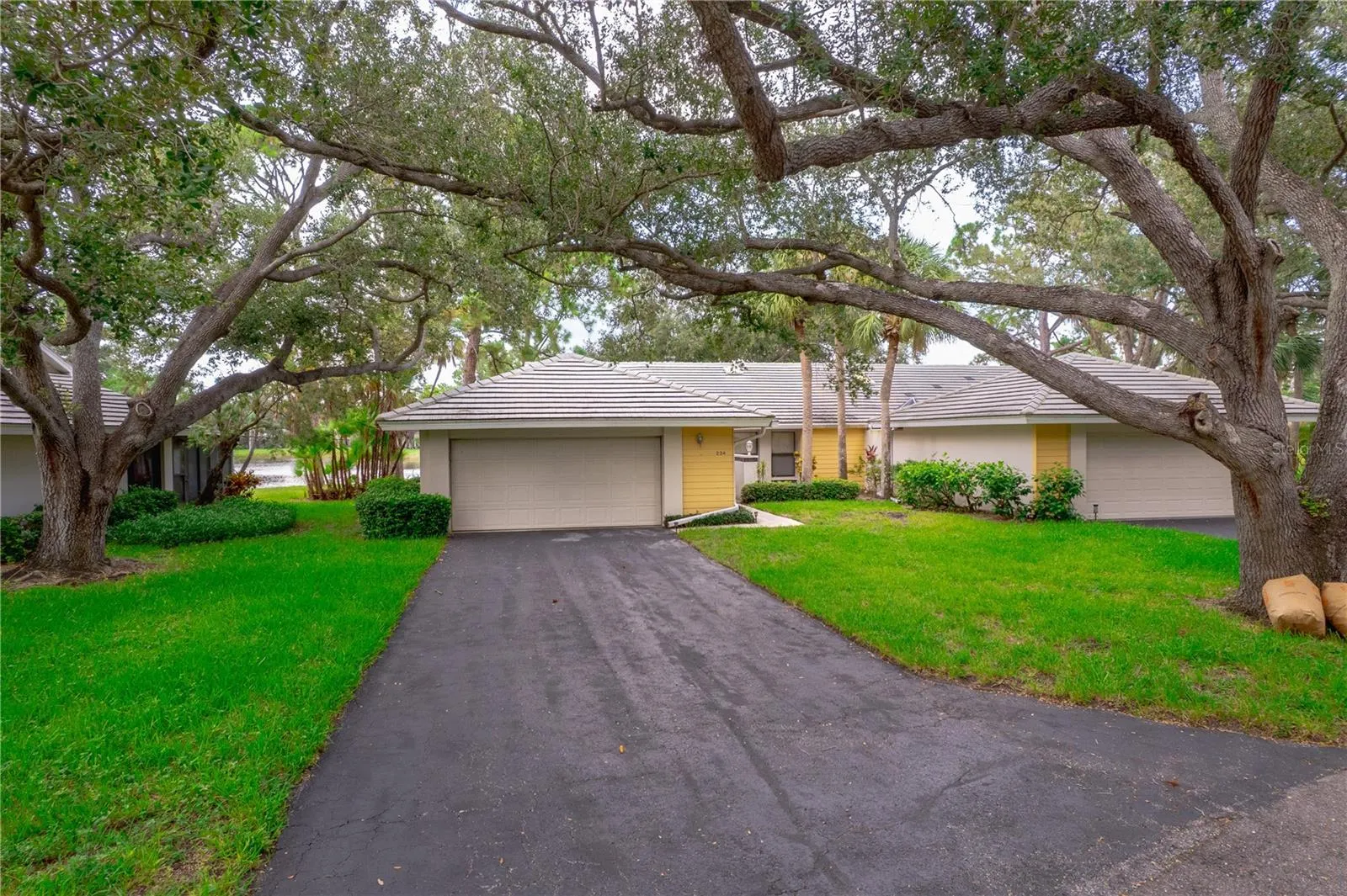 234 SOUTHAMPTON LN #260, #260