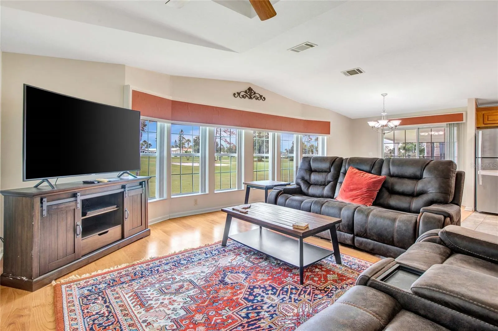 2100 KINGS HWY #908, #908