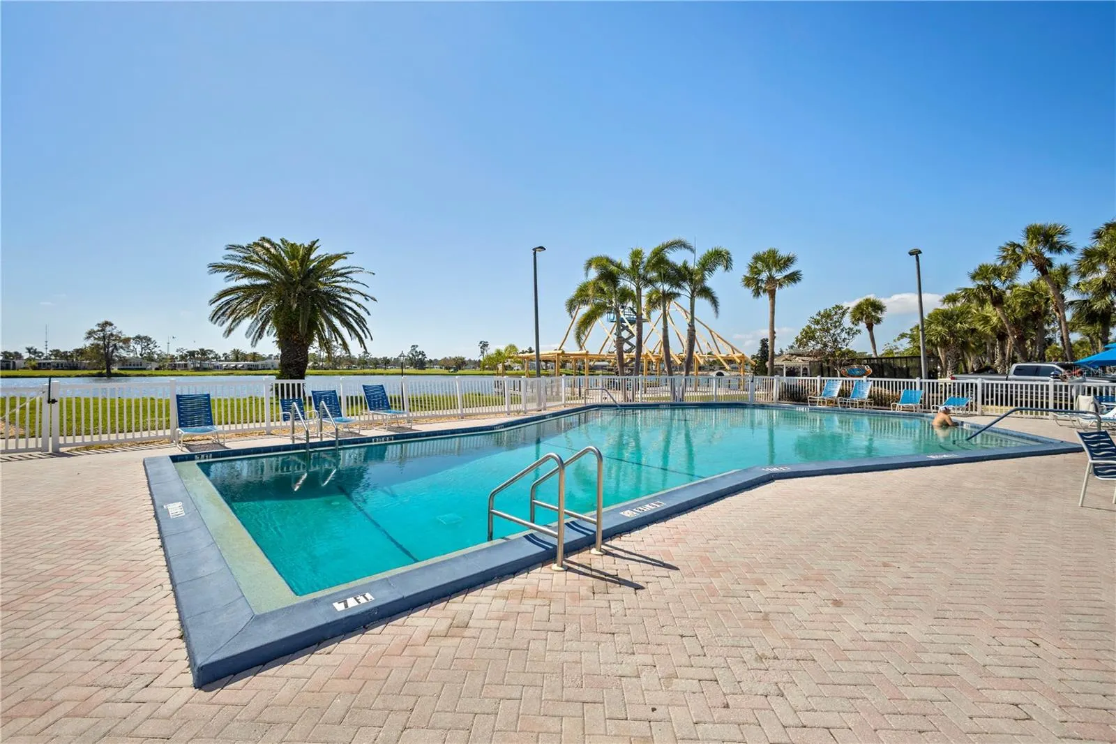 2100 KINGS HWY #908, #908